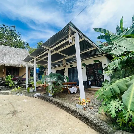Jungle Hostel & Private Rooms-2